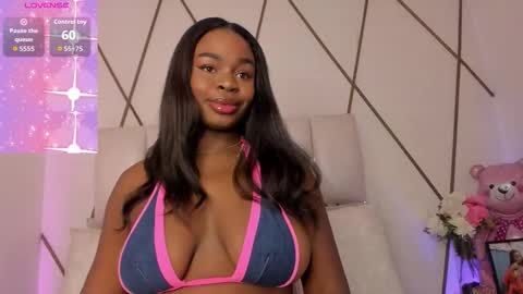 VENUS online show from November 18, 11:33 am