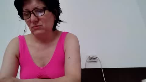 Vera online show from May 14, 1:17 pm