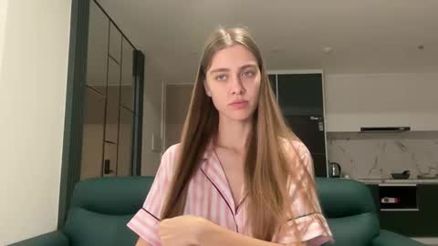 verablanc online show from May 31, 1:00 am