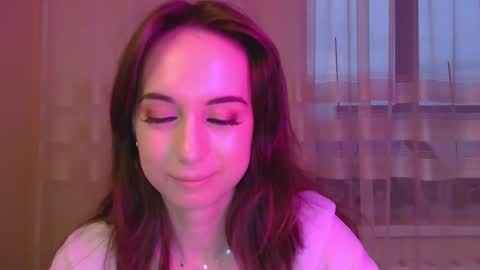 Una online show from October 19, 1:35 pm