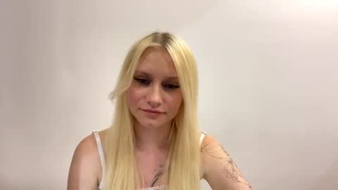 Freya online show from July 27, 7:22 pm