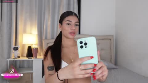 vero_cam online show from January 14, 2:29 am