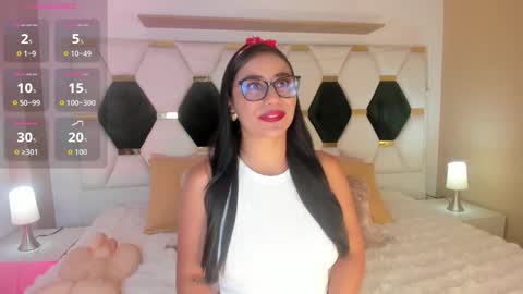 Snapshot of vero_dio chatting on September 12, 11:18 am Vero xxx online show from September 12, 11:18 am