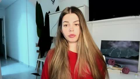 Lolitalolz online show from November 23, 10:00 pm