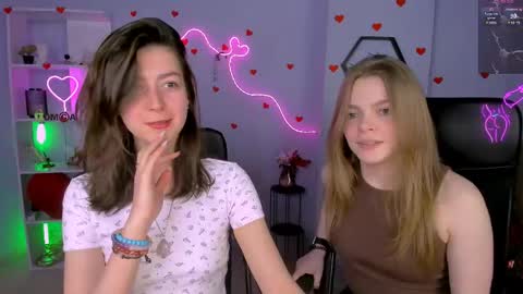 Ronni online show from May 11, 7:33 pm