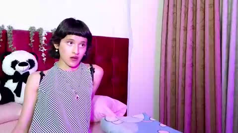 veronicalamberth online show from February 12, 5:09 am