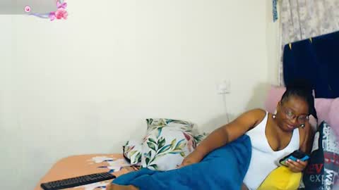 veronicarod1 online show from March 30, 11:59 pm