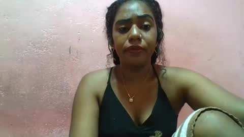 Snapshot of verronique1511 chatting on February 19, 2:55 am verronique1511 online show from February 19, 2:55 am