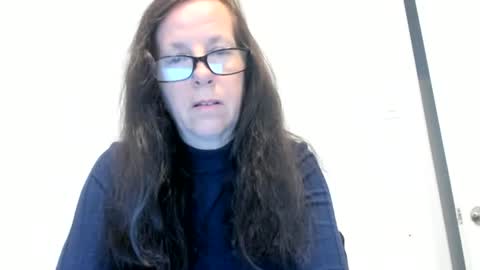 verysassypeachgoddess online show from June 22, 12:35 pm