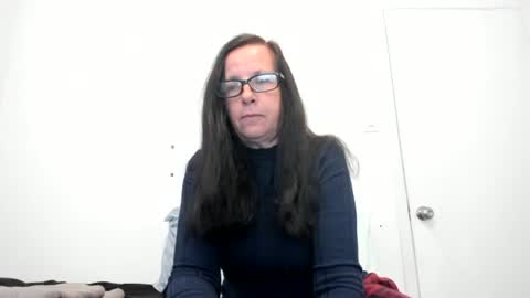 verysassypeachgoddess online show from June 14, 12:27 pm
