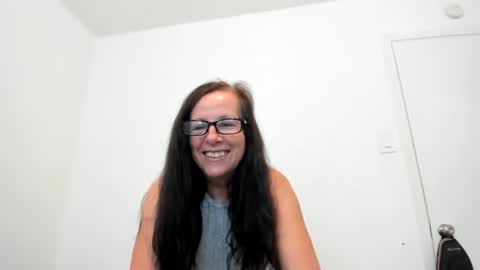 verysassypeachgoddess online show from July 3, 1:17 pm
