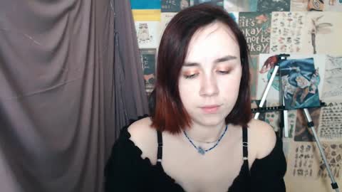 Snapshot of veryveryvery_shy chatting on January 16, 6:46 am veryveryvery_shy online show from January 16, 6:46 am