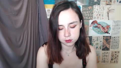 Snapshot of veryveryvery_shy chatting on September 9, 5:40 am veryveryvery_shy online show from September 9, 5:40 am
