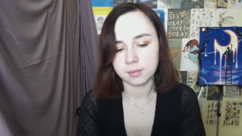 Snapshot of veryveryvery_shy chatting on March 3, 6:42 am veryveryvery_shy online show from March 3, 6:42 am