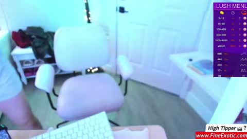 vesafine online show from December 11, 6:14 am