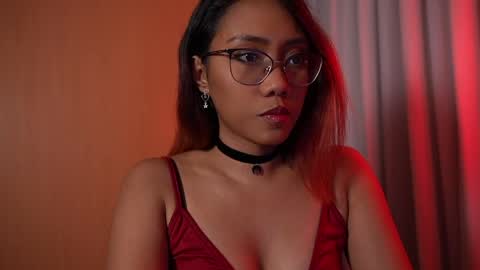 Vexa Nyx online show from May 22, 2:04 pm