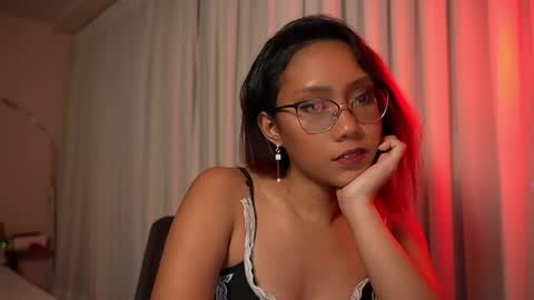 Vexa Nyx online show from May 15, 11:46 am