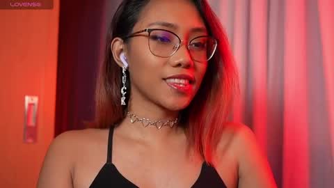Vexa Nyx online show from June 5, 1:28 pm