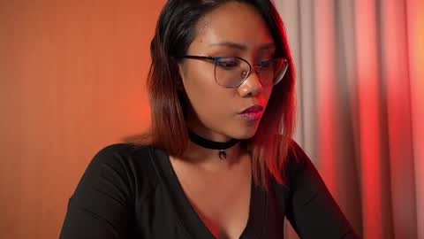 Vexa Nyx online show from May 23, 2:15 pm
