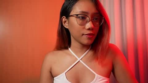 Vexa Nyx online show from May 26, 2:27 pm
