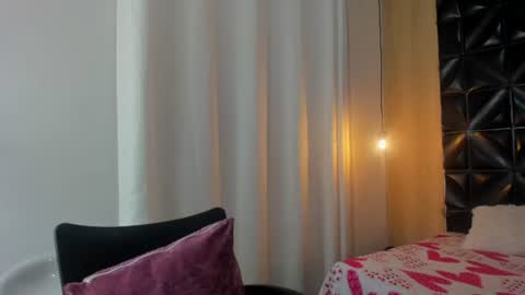 Vanesaa online show from July 27, 11:13 pm