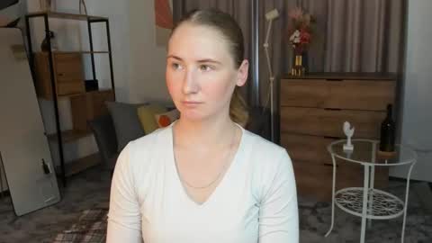 Mikky online show from October 2, 7:02 am