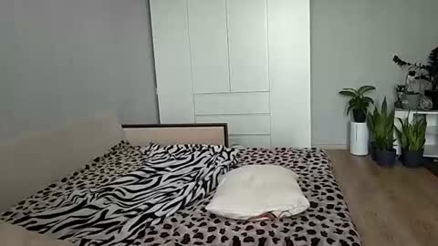 Lina online show from July 8, 7:32 am