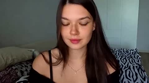 Lina online show from June 23, 5:38 am