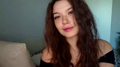 Lina online show from July 18, 5:11 am