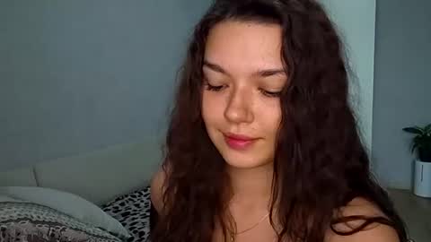 Lina online show from July 10, 5:30 am