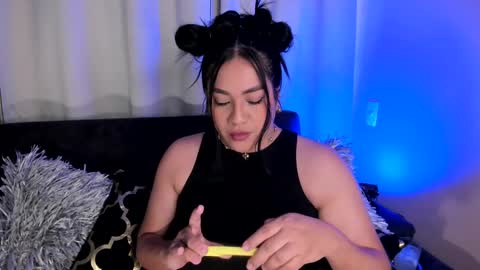 Victoria Serna  online show from March 8, 6:46 pm