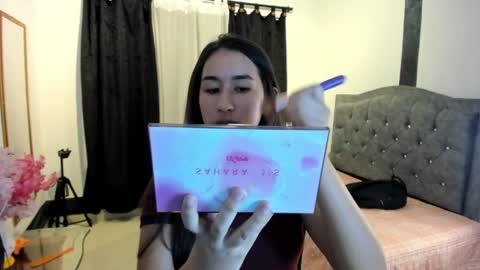 Victoria online show from May 31, 1:22 am