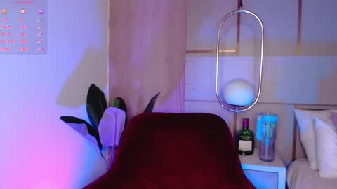 Victoria Collins online show from October 22, 1:16 pm