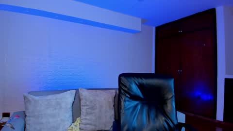 Snapshot of victoria_mooree chatting on February 7, 6:34 pm Victoria Everyday From 1400 to 2130 Col Time online show from February 7, 6:34 pm