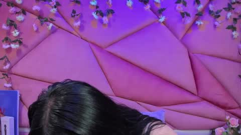 Victoria online show from September 19, 11:15 pm