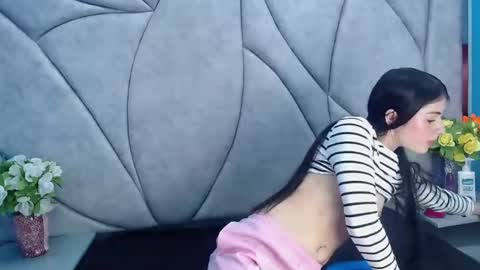 Snapshot of victoria_storm_ chatting on February 6, 7:29 pm victoria_storm_ online show from February 6, 7:29 pm