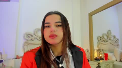 Snapshot of victoria_vallejo chatting on January 18, 11:32 am victoria online show from January 18, 11:32 am