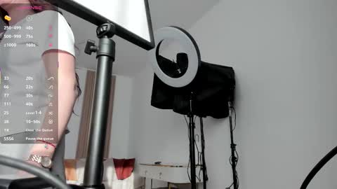 Vivi online show from March 6, 2:12 pm