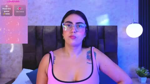 Victoria Andrade online show from June 7, 12:34 pm