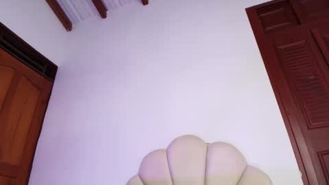 Snapshot of victoriablack_ chatting on February 22, 12:27 am Victoria online show from February 22, 12:27 am