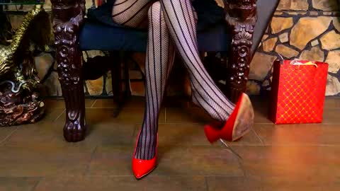 Victoria Heller online show from December 22, 5:43 am