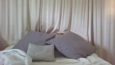victoriasuave online show from June 11, 6:16 pm
