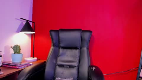victoriazaenz online show from July 26, 3:25 am