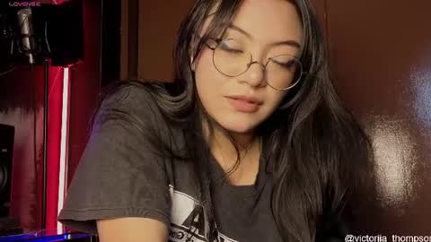 victoriia_thompson online show from June 20, 10:13 pm