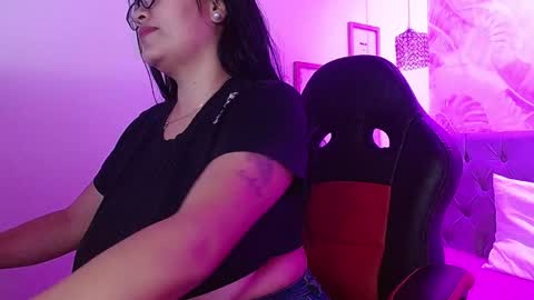 viioleta online show from February 5, 12:27 pm