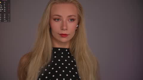 vika54784 online show from March 7, 5:14 am