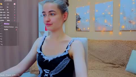 vikiberry online show from April 12, 7:55 am