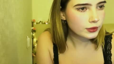 viktoria44 online show from December 19, 4:43 pm