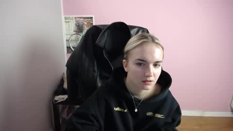 viktoria_lovely online show from March 6, 9:26 am