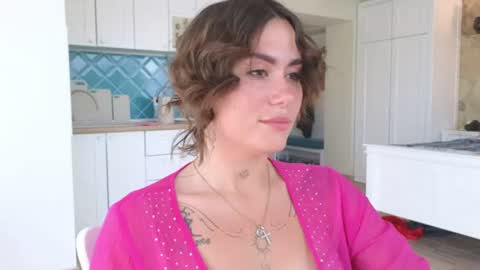 viktoriamoore online show from June 14, 1:11 pm